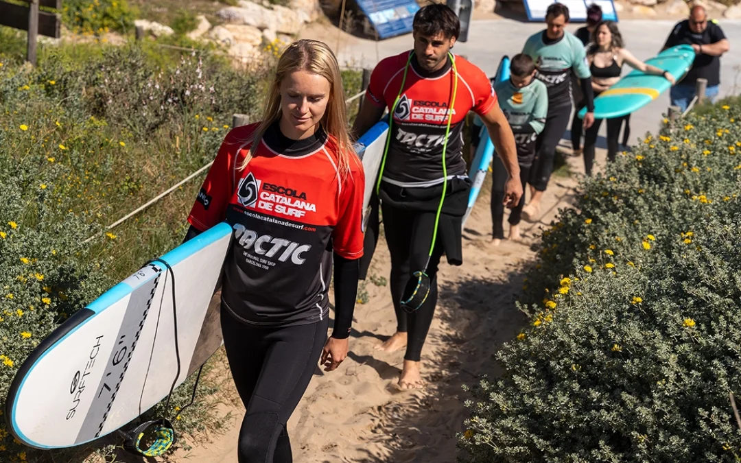 Mejores playas para surf en Barcelona: descubre el surf en Port Ginesta